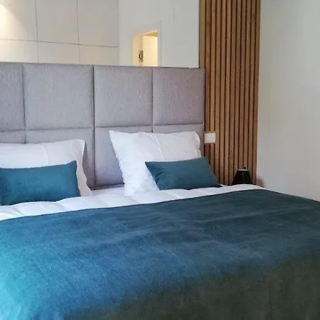Hotel apartamentowy Regentova 4*