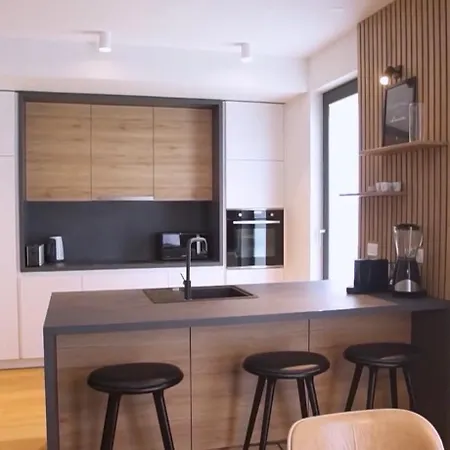 Regentova Aparthotel 4*