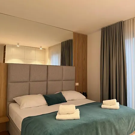 Aparthotel Regentova 4*