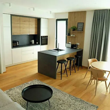 Regentova Suites Ljubljana Apart-hotel